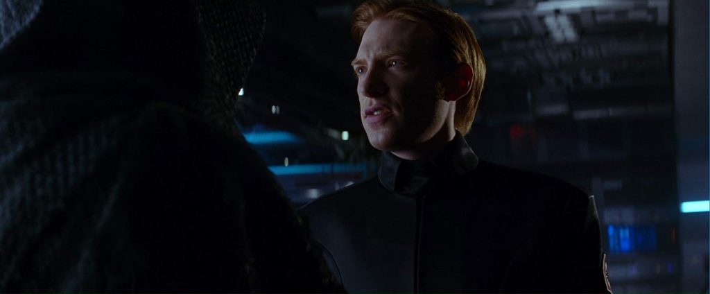 ¿Por qué el General Hux traicionó a la Primera Orden?